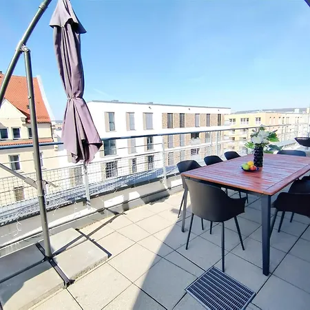 Ulmer Penthouse Für 7, Arbeitsplatz, Xxl-dachterrasse, Grill, Wii