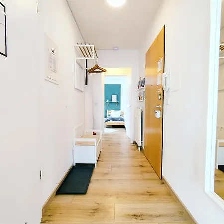 Ulmer Penthouse Für 7, Arbeitsplatz, Xxl-dachterrasse, Grill, Wii Apartment Ulm