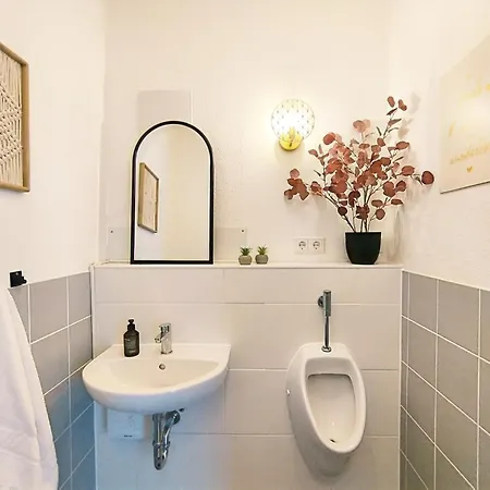 Apartamento Ulmer Penthouse Fuer 7, Arbeitsplatz, Xxl-dachterrasse, Grill, Wii Ulm