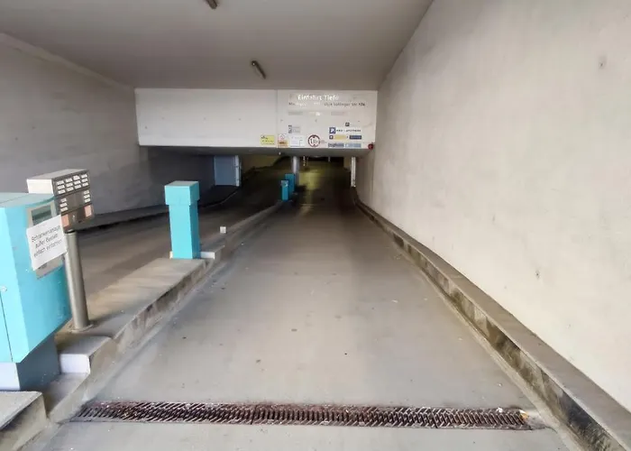 דירה Ulmer Penthouse Fuer 7, Arbeitsplatz, Xxl-dachterrasse, Grill, Wii