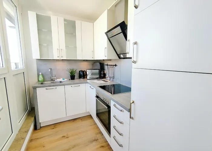 Ulmer Penthouse Fuer 7, Arbeitsplatz, Xxl-dachterrasse, Grill, Wii דירה אולם